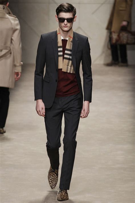 burberry prorsum fall winter 2013|prorsum Burberry meaning.